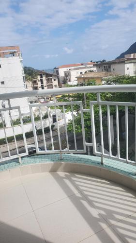 Guaruja - Praia do Tombo - Apartamento near Tombo Beach