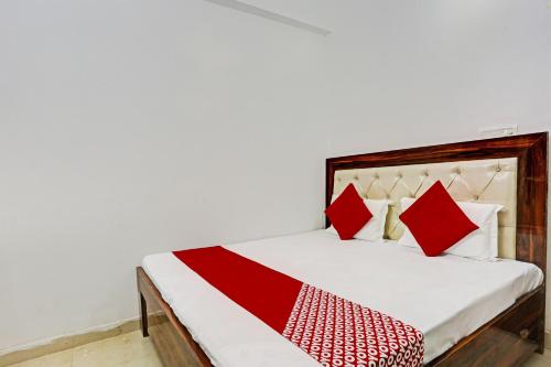 OYO Flagship HOTEL SHUBH VILLA