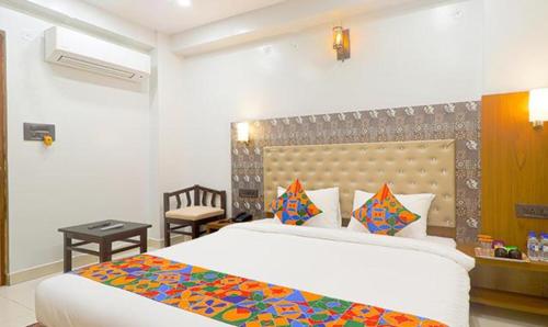 FabHotel Palash