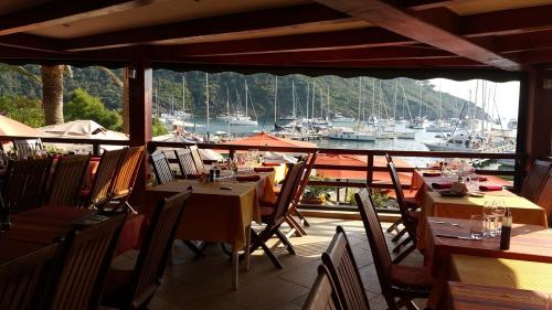 Restorāns, Hostellerie Provencale in Port-Cros