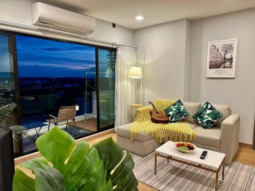 Astra sky river High floor,3 bedrooms 97㎡ 山景房带浴缸 - Tap to explore photos