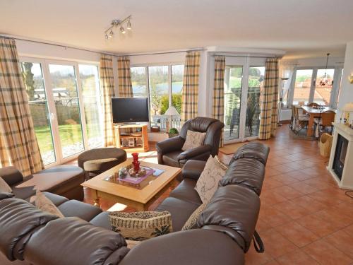 Facilities, Seedorper Reethus mit Hafenblick, Kamin und Sauna in Ostseebad Sellin