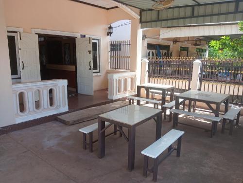 Équipements, Bolaven trail guesthouse in Rives du Xe Don