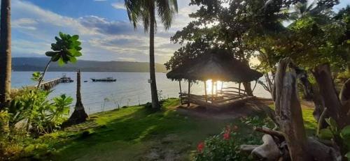 ガーデン, Linden Beach Talikud in タリガット島
