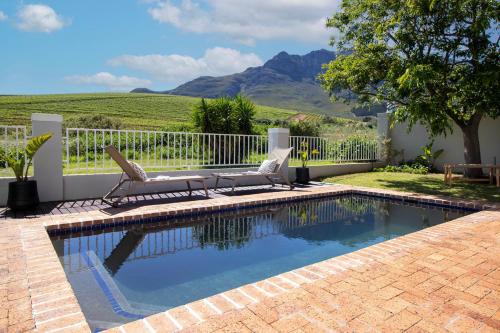 House on Charme in พาราดิสคลอฟ