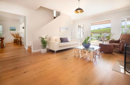 House on Charme in พาราดิสคลอฟ