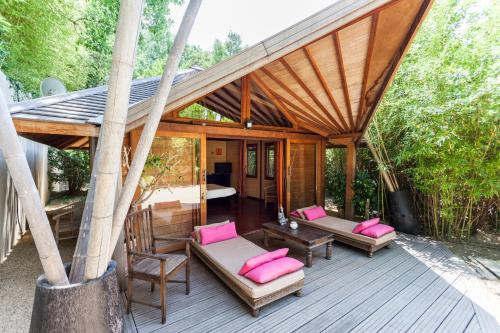 Domaine Les Mésanges Room Type - Deluxe Bungalow