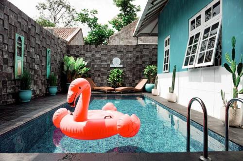 Tamu Ibu by Ubu Villa - 5 Bedrooms Villa with Private Pool