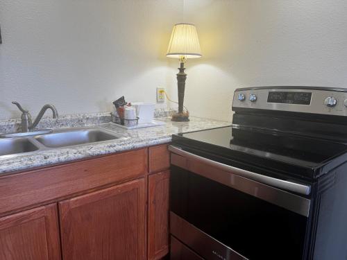 Konyha, Super 8 by Wyndham Giddings in Giddings (TX)