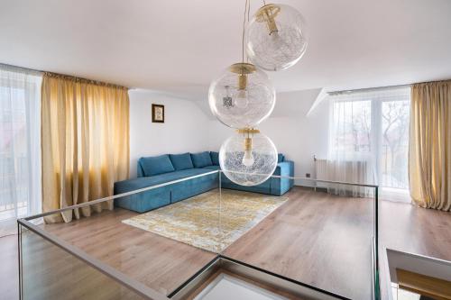 Acasă la Doftana (Acasa la Doftana) in 泰施拉