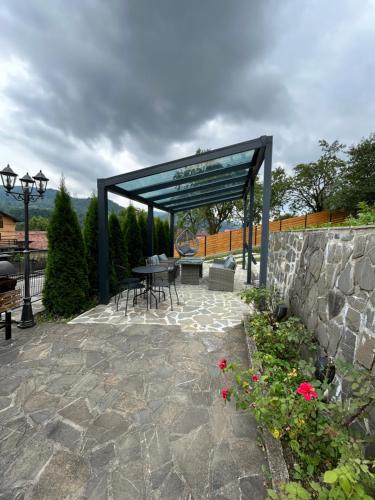 花園, Acasă la Doftana (Acasa la Doftana) in 泰施拉