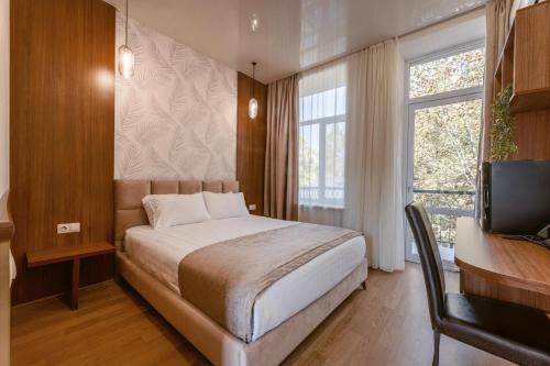 Deluxe Double Room with Balcony