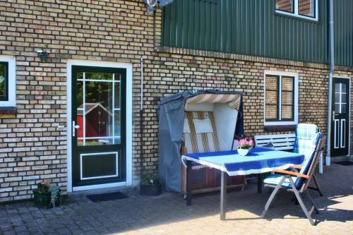 Detjens - FeWo in ruhiger Lage mit Terrasse und Garten