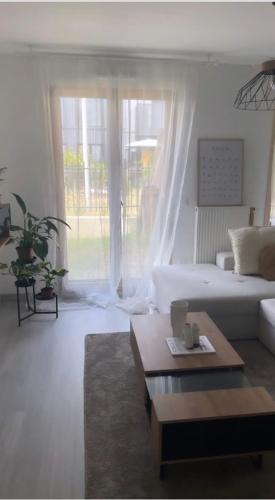 Appartement cosy et bien équipé - Location saisonnière - Nanterre