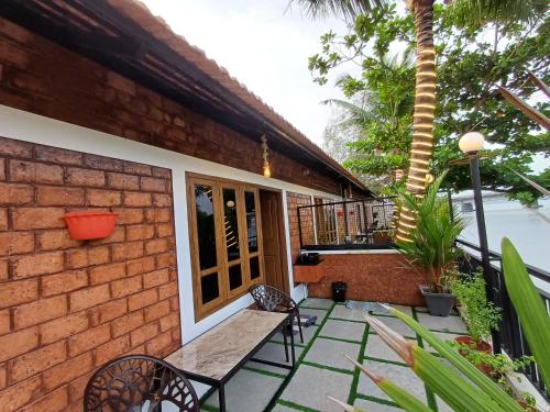 1000 négyzetméteres, 3 hálószobás Apartman 4 fürdőszobával Edava területén (East West Beach Resorts ) in Varkala