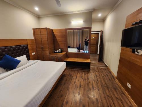 Motel Radhe