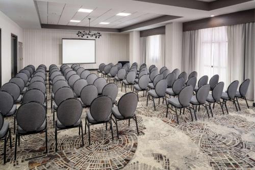 Embassy Suites Orlando - North - image 10