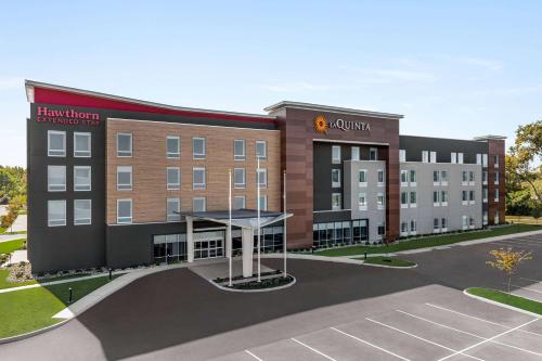 La Quinta Inn & Suites by Wyndham Mount Laurel Moorestown