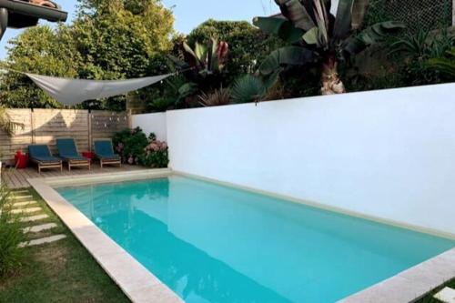 Jolie villa avec piscine chauffée - Location, gîte - Anglet