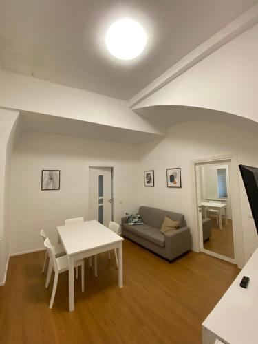  Aversa Exclusive private room in 81031 Aversa