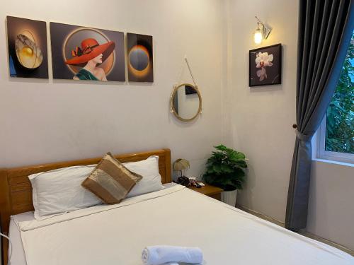 Double Room image 6