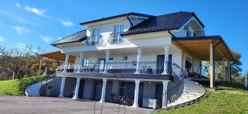 Villa Hojnik