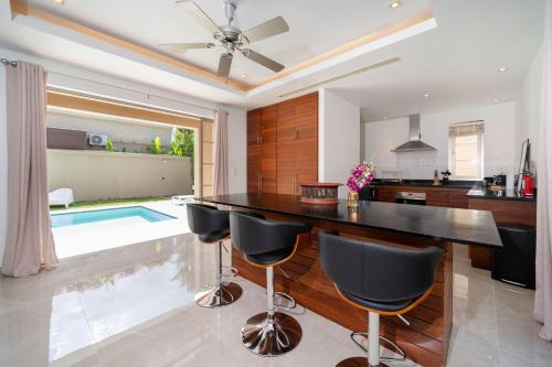 Villa in Gated Community Bangtao Residence V118*Private Pool & Terrace