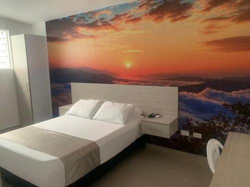 Standard Double Room image 10
