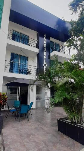 Hotel Granada Loft in Cali