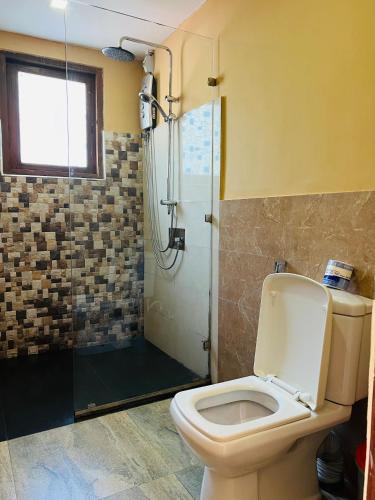 Downtown Hostels Ella - 샤워실