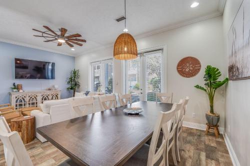 Facilities, Sand Dollar Holler - Pool - Spacious - Coastal Charm in Panama City (FL)