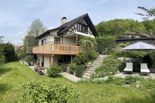  Wohlfühl-Haus mit Panoramablick in Oberneuforn