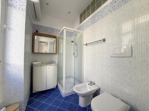 Two-Bedroom Apartment image 6