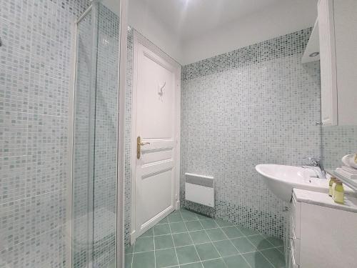 Two-Bedroom Apartment image 2