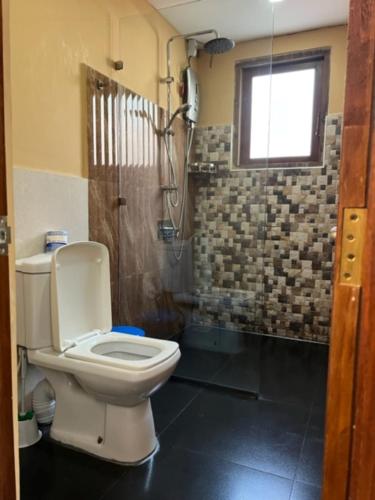 Downtown Hostels Ella - 샤워실