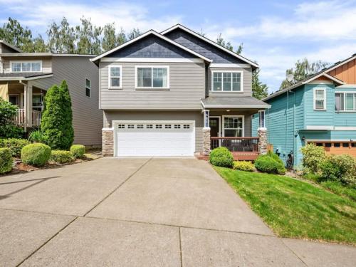 Troutdale Treasure - Spacious 3BR, 3 Bath Home near Edgefield