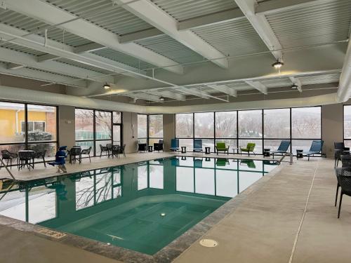 Hampton Inn Scranton at Montage Mountain - image 10