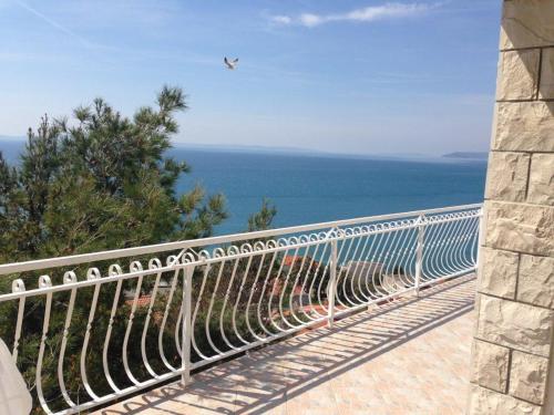 Three-Bedroom Apartment with Sea View