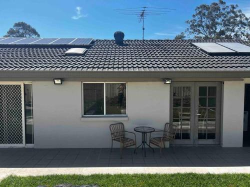 4 BR House - Walk to Station & Nepean Hospital