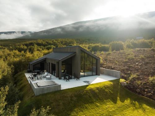 Villa North