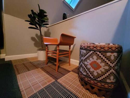 Cozy Delightful Private Studio near Rhodes College, Shuttle, & Vehicle Rental near Brooks Művészeti Múzeum