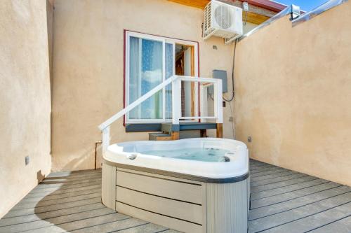 La Colina Condo with Unobstructed Sunset Views! in El Prado, USA