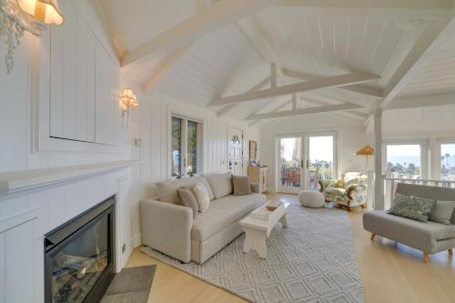 Stunning Ventura Cottage with Deck and Ocean View! in Ventura, USA