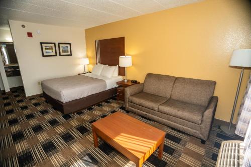 Quality Inn Rochester - image 14