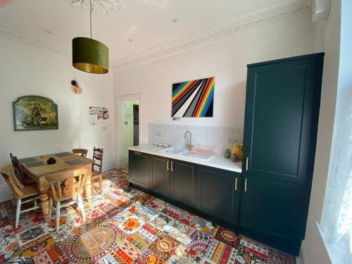 Gensing Lodge - A Beautiful Artistic Maisonette