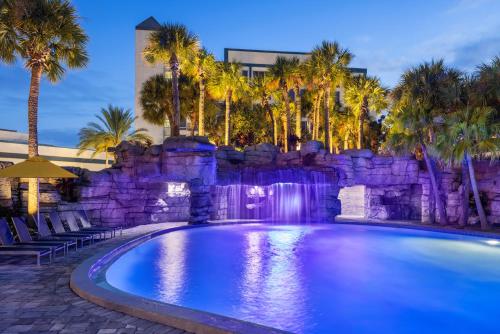 Swimming pool, Delta Hotels by Marriott Orlando Celebration in Disney Maingate - Celebration Area