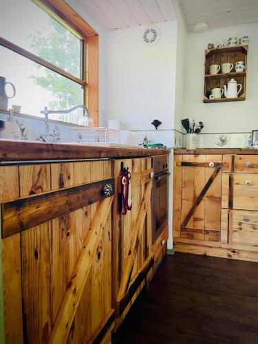 Kitchen, Eulennest - Tiny House im Habichtswald in Schauenburg