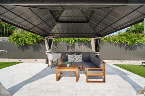 The lux paradise in Tamiami, USA