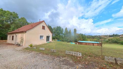 Charmante Maison entre Lot & Dordogne avec Piscine Privée