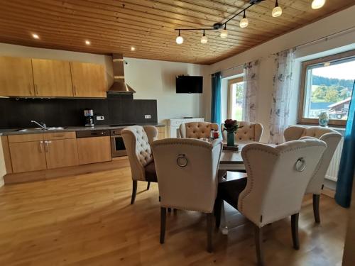 Ferienwohnung mit 3 Schlafzimmern Hartl Hof in Breitenberg, Deutschland